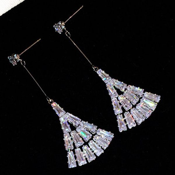 diamond zircon vintage long dangle stud earrings for woman girls super glittering ins fashion luxury designer, Golden;silver
diamond zircon vintage long dangle stud earrings for woman girls super glittering ins fashion luxury designer, Golden;silver