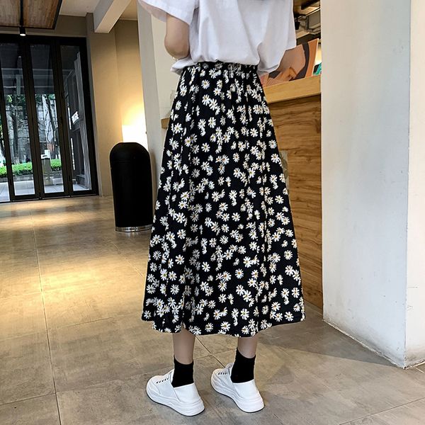 leisure daisy mid-length summer skirt female 2020 new elastic high waist floral skirt casual flower a line slim women skirts, Black 
leisure daisy mid-length summer skirt female 2020 new elastic high waist floral skirt casual flower a line slim women skirts, Black