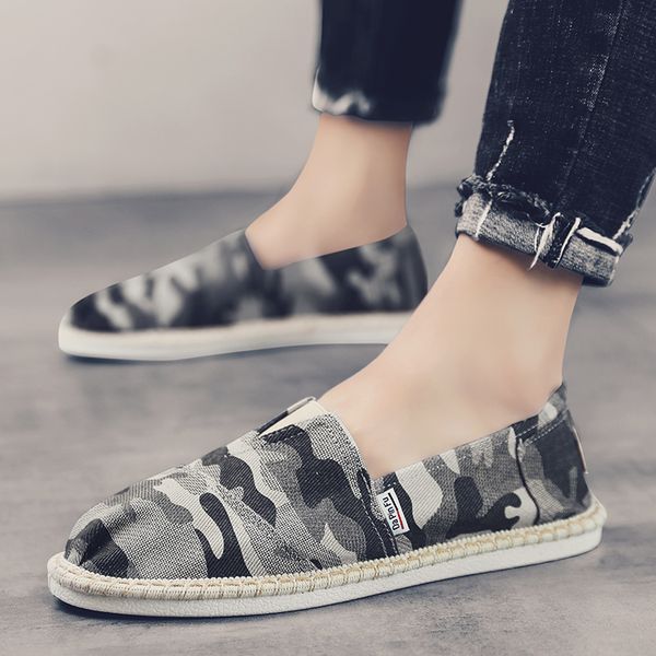 spring men's casual shoes fashion lazy flats sneakers breathable slip on krasovki footwears chaussure homme loafers 39-44, Black
spring men's casual shoes fashion lazy flats sneakers breathable slip on krasovki footwears chaussure homme loafers 39-44, Black