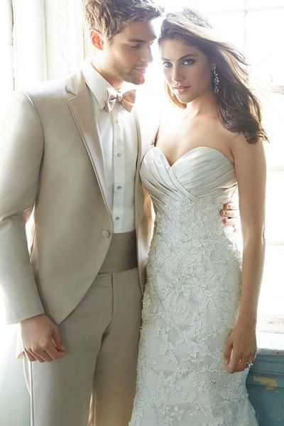 new beige tailcoat wedding suits groom tuxedos 2 pieces (jacket+pants) slim fit bridegroom men suits man blazer 241, Black;gray
new beige tailcoat wedding suits groom tuxedos 2 pieces (jacket+pants) slim fit bridegroom men suits man blazer 241, Black;gray