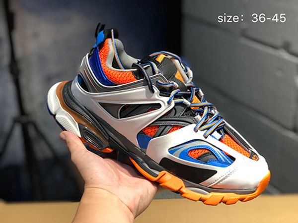 Fa hion triple 3 0 track trainer men running hoe luxury brand women de igner neaker triple clunky port neaker 36 45
Fa hion triple 3 0 track trainer men running hoe luxury brand women de igner neaker triple clunky port neaker 36 45