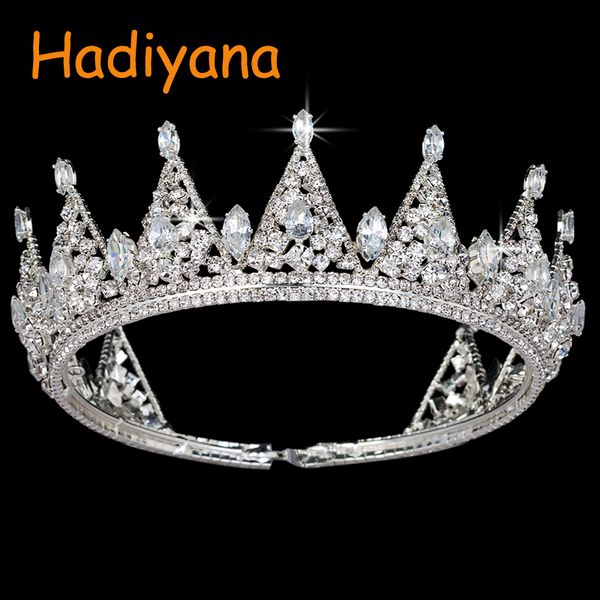 hadiyana classic design style wedding accessories bridal hair tiaras shining rhinestone golden triangle big crown party bc3261, Golden;white
hadiyana classic design style wedding accessories bridal hair tiaras shining rhinestone golden triangle big crown party bc3261, Golden;white