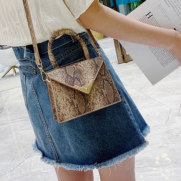 women bag retro serpentine crossbody messenger shoulder handle schoudertas dames sac a main femme de marque soldes bolso mujer
women bag retro serpentine crossbody messenger shoulder handle schoudertas dames sac a main femme de marque soldes bolso mujer