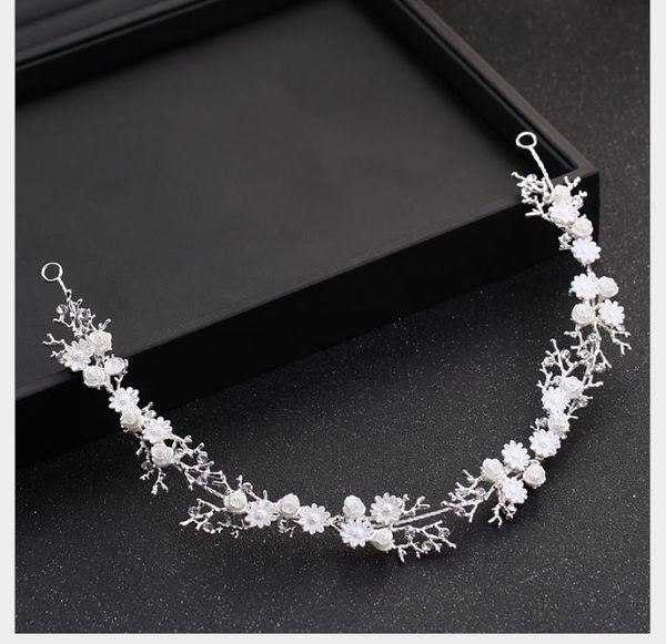 bride's hairband bride's bridesmaid's dress, headdress, wedding dress and hairdress, Slivery;golden
bride's hairband bride's bridesmaid's dress, headdress, wedding dress and hairdress, Slivery;golden