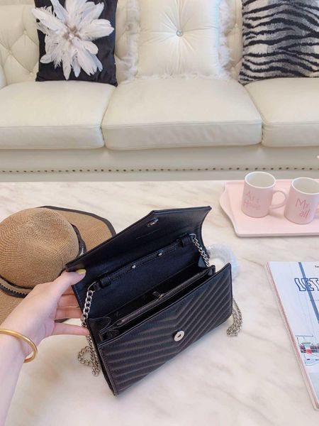 ang wholesale-women genuine leather handbag shoulder bags luxury fashion clutch messenger bag hand sac main femme
ang wholesale-women genuine leather handbag shoulder bags luxury fashion clutch messenger bag hand sac main femme