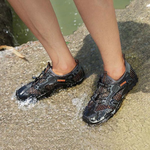 outdoor breathable men hiking shoes men sneakers climbing shoes sport quick-dry water rock climbing
outdoor breathable men hiking shoes men sneakers climbing shoes sport quick-dry water rock climbing