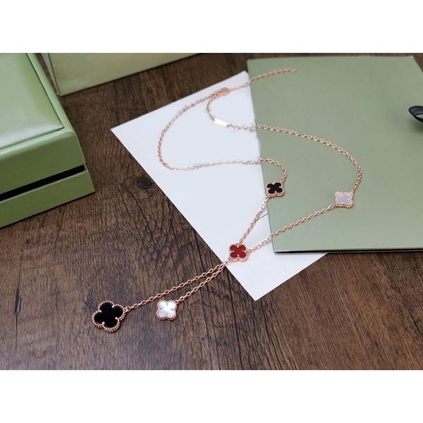 2020 new five flower clover 1.0cm & 1.5cm golden necklace for women gold pendant for women fashion designer brand jewelry for women with box, Silver
2020 new five flower clover 1.0cm & 1.5cm golden necklace for women gold pendant for women fashion designer brand jewelry for women with box, Silver