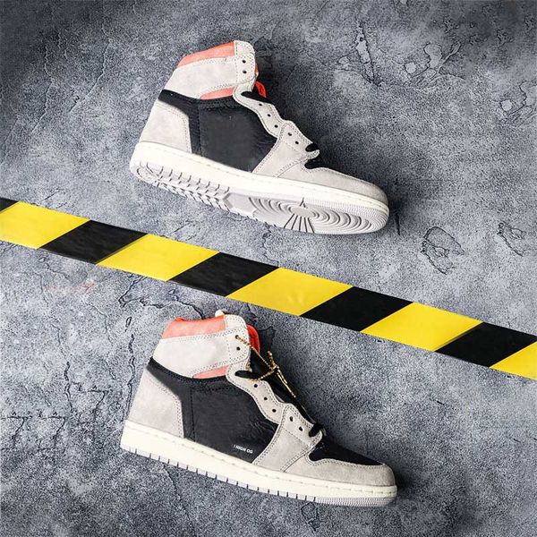 2019 Neutral Grey OG High Basketball Shoes 1s Multi Black Fashion Designer Mens Outdoor Trainer Sneakers With Top Quality
2019 Neutral Grey OG High Basketball Shoes 1s Multi Black Fashion Designer Mens Outdoor Trainer Sneakers With Top Quality