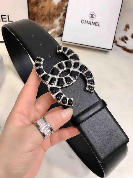 women's fashion designer belts, classic women's casual wild belts, ing, Black;brown 
women's fashion designer belts, classic women's casual wild belts, ing, Black;brown