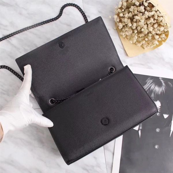 selling famous fashion women handbag genuine leather shoulder bag original caviar material bag tote
selling famous fashion women handbag genuine leather shoulder bag original caviar material bag tote