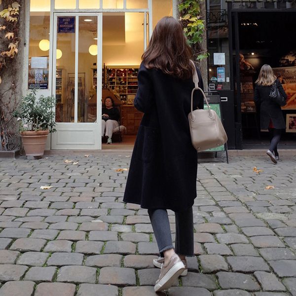 elegant woolen coat women autumn winter long thick cashmere windbreaker korean style wide-waisted outwear, Black
elegant woolen coat women autumn winter long thick cashmere windbreaker korean style wide-waisted outwear, Black