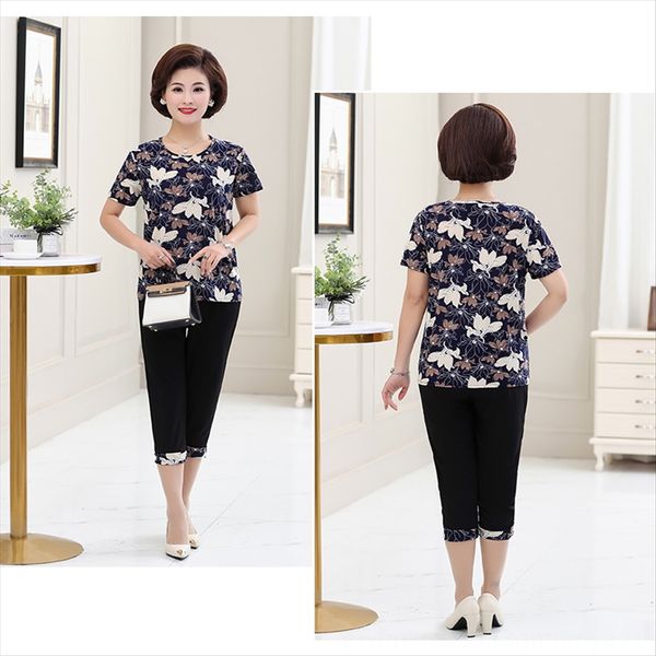 mothers' round neck loose casual middle-aged and elderly women's mothers' short-sleeved t-shirt round neck loose casual middl, White
mothers' round neck loose casual middle-aged and elderly women's mothers' short-sleeved t-shirt round neck loose casual middl, White
