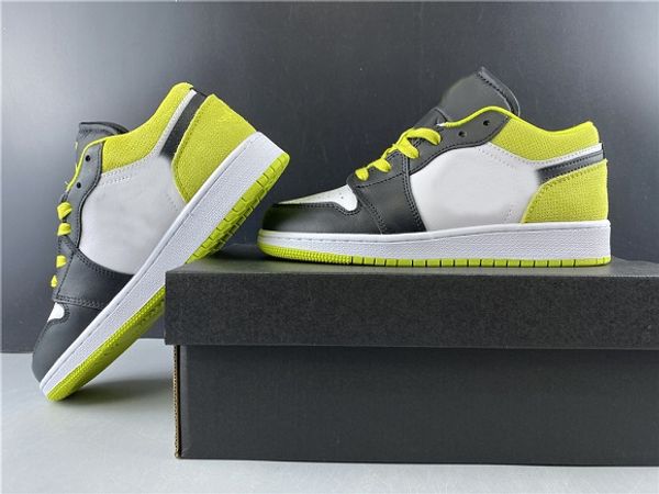 plot twist 1 low black cyber mid se gs metallic bq6931-003 patent leather jumpman quality designer luxury mens women sneakers shoes ck30
plot twist 1 low black cyber mid se gs metallic bq6931-003 patent leather jumpman quality designer luxury mens women sneakers shoes ck30