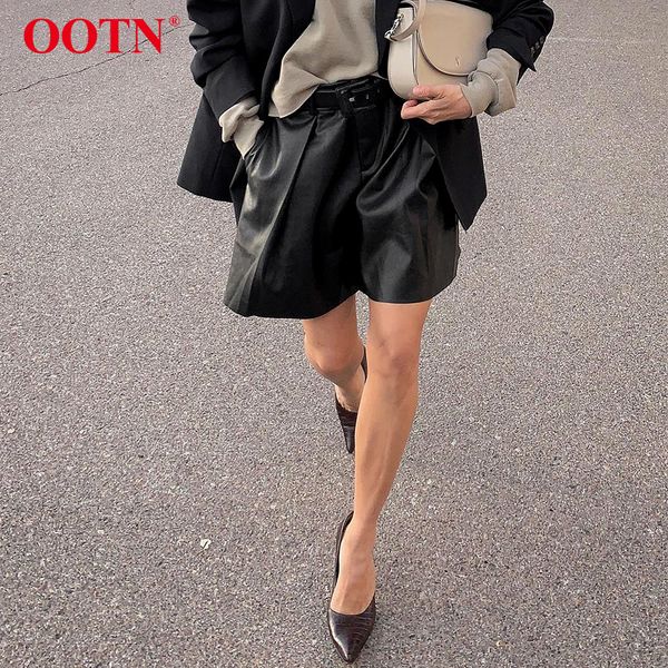 ootn fashion pleated black faux leather shorts women high waist casual a-line short pants streetwear ladies mini shorts, White;black
ootn fashion pleated black faux leather shorts women high waist casual a-line short pants streetwear ladies mini shorts, White;black