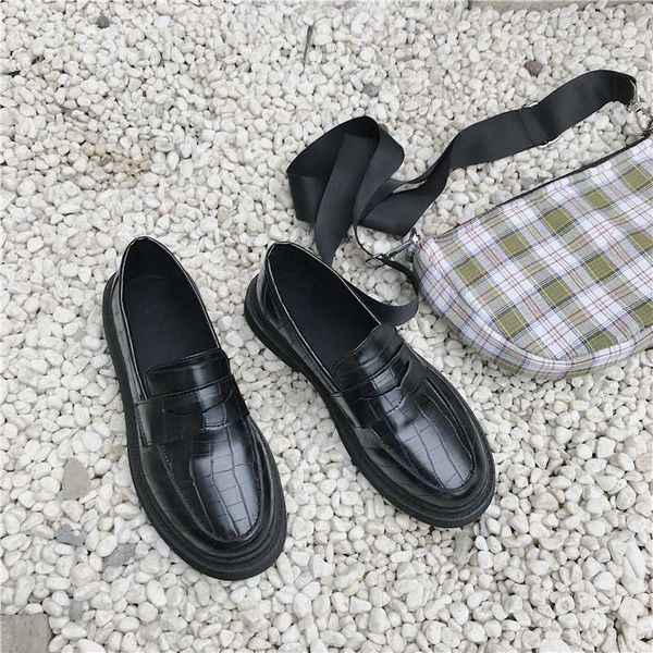 british patent leather oxford shoes woman new spring derby flats shallow mouth chunky brogues women flat shoes chaussure femme, Black
british patent leather oxford shoes woman new spring derby flats shallow mouth chunky brogues women flat shoes chaussure femme, Black