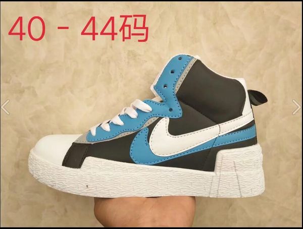 wholesale classic fashion men casual shoes designers luxury shoes genuine leather bee embroidered ace shoes sneakers, Black
wholesale classic fashion men casual shoes designers luxury shoes genuine leather bee embroidered ace shoes sneakers, Black