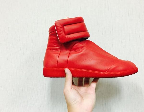 maison martin margiela man casual shoes future genuine leather fashion men shoes high red bottoms man flat shoes man high sneakers, Black
maison martin margiela man casual shoes future genuine leather fashion men shoes high red bottoms man flat shoes man high sneakers, Black
