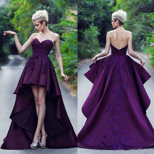 designer prom dresses sweetheart hi lo ruffles lace applique satin evening gowns with long train backless formal party dresses, Black
designer prom dresses sweetheart hi lo ruffles lace applique satin evening gowns with long train backless formal party dresses, Black