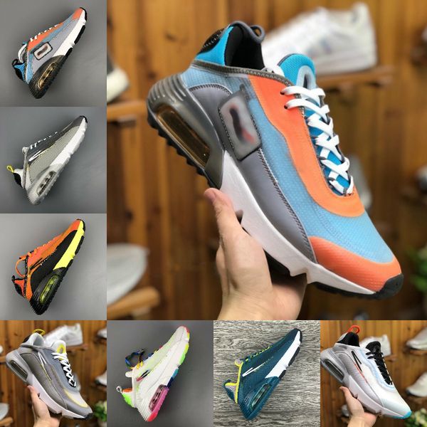 2020 fashion mens trainers outdoor 2090 og women running shoes triple white black designer jogging hiking sports sneakers airs size 36-45
2020 fashion mens trainers outdoor 2090 og women running shoes triple white black designer jogging hiking sports sneakers airs size 36-45