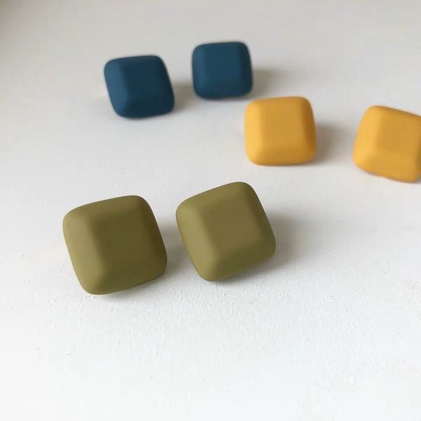 s925 серебряная игла s мода небольшой компактный художественный набор из трех цветов, Golden;silver
s925 серебряная игла s мода небольшой компактный художественный набор из трех цветов, Golden;silver