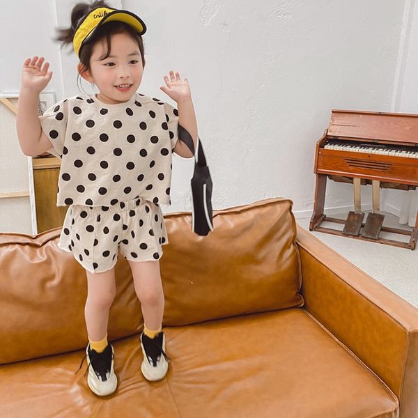 summer new arrival korean style clothing sets dot pattern short sleeve t-shirt with short pants for fashion baby girls and boys, White
summer new arrival korean style clothing sets dot pattern short sleeve t-shirt with short pants for fashion baby girls and boys, White