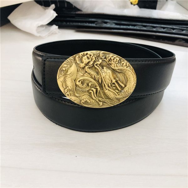 2020 high-end retro fashion men and women belt. luxury party jeans belt. brass buckle headband.
2020 high-end retro fashion men and women belt. luxury party jeans belt. brass buckle headband.