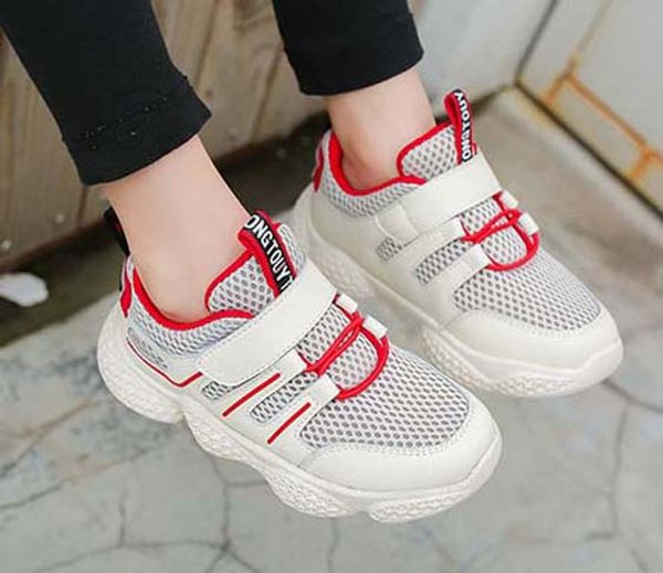 with box sneaker casual shoes trainers snow boots sports shoes trainers shoes dhl by toy99 106, Black;red
with box sneaker casual shoes trainers snow boots sports shoes trainers shoes dhl by toy99 106, Black;red