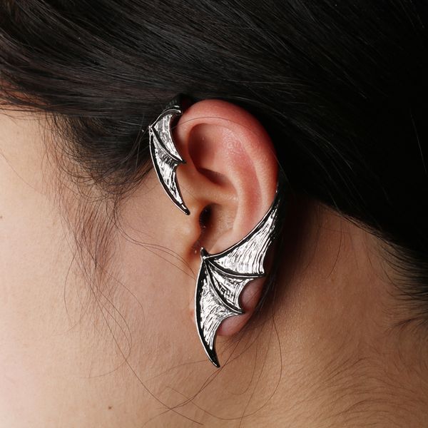 2 pcs bat shaped ear clip bat wings ear cuff clip on earrings choker earring for women adjustable dangler earrings, Silver
2 pcs bat shaped ear clip bat wings ear cuff clip on earrings choker earring for women adjustable dangler earrings, Silver