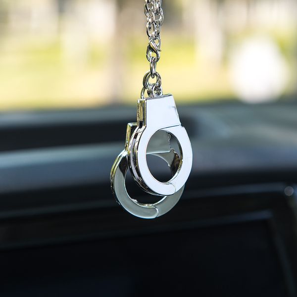 car pendant ornaments metal handcuffs hanging hip-hop auto interior rear view mirror decoration dangle trim accessory
car pendant ornaments metal handcuffs hanging hip-hop auto interior rear view mirror decoration dangle trim accessory