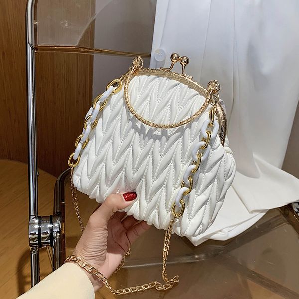new clip bag pu leather crossbody bags for women 2020 small handbag solid color chain shoulder messenger bag ins chic shell
new clip bag pu leather crossbody bags for women 2020 small handbag solid color chain shoulder messenger bag ins chic shell