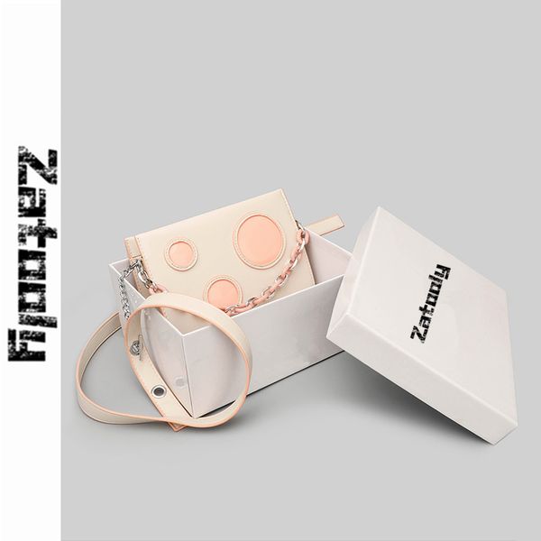 new style in 2020, fashion bag dot bag, advanced feeling bag, inclined straddle limited straddle simple atmosphere
new style in 2020, fashion bag dot bag, advanced feeling bag, inclined straddle limited straddle simple atmosphere