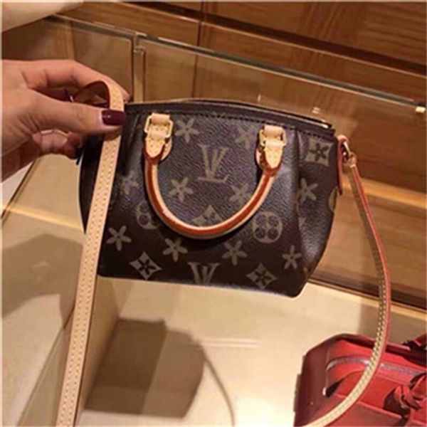 pu pu europe men bag famous designers handbags canvas backpack women's school bag f1 backpack style backpacks brands #8888g
pu pu europe men bag famous designers handbags canvas backpack women's school bag f1 backpack style backpacks brands #8888g