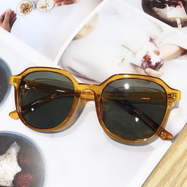 women vintage classic round sunglasse fashion brand designer female glasses retro trendy sunglasses uv400 eyewear, White;black
women vintage classic round sunglasse fashion brand designer female glasses retro trendy sunglasses uv400 eyewear, White;black