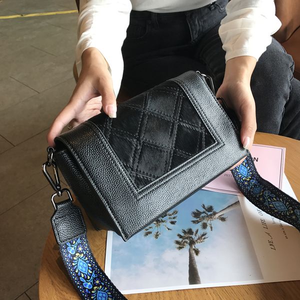 fashionable horse hair women's bag 2020 diamond grid stitching leather small square female shoulder bags bolsos para mujer bolso
fashionable horse hair women's bag 2020 diamond grid stitching leather small square female shoulder bags bolsos para mujer bolso