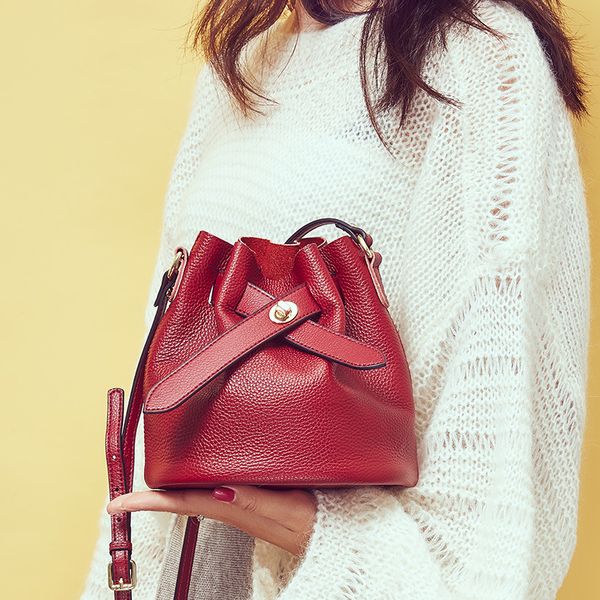 small bucket bags for women 2019 100% genuine leather ladies ruched handbags female shoulder messenger bags purses and handbags
small bucket bags for women 2019 100% genuine leather ladies ruched handbags female shoulder messenger bags purses and handbags
