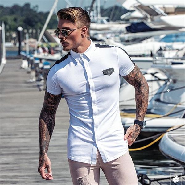 2020 mens slim fit shirt breathable cotton male short sleeve fitness shirt men high quantity solid business casual, White;black 
2020 mens slim fit shirt breathable cotton male short sleeve fitness shirt men high quantity solid business casual, White;black