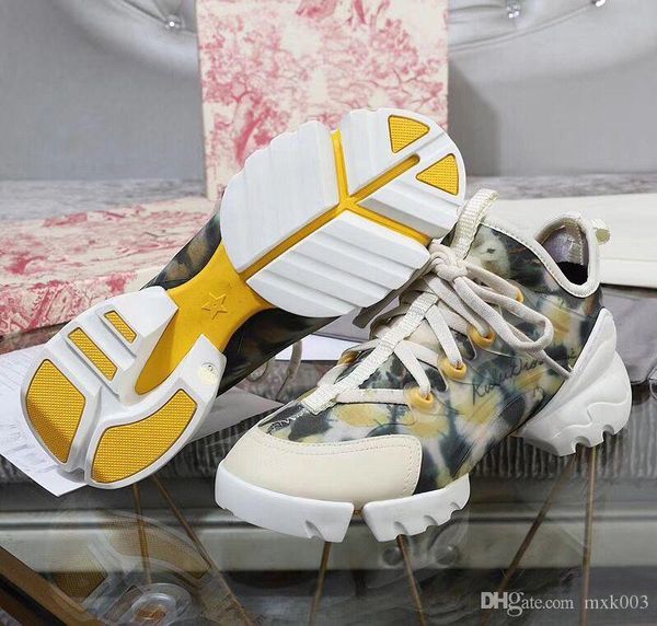 весна нового прибытия женщины мода шнуровка неопрен d-connect sneaker пвх телячьей кожи негабаритного единственными удобные тренеры с мешком, Black
весна нового прибытия женщины мода шнуровка неопрен d-connect sneaker пвх телячьей кожи негабаритного единственными удобные тренеры с мешком, Black