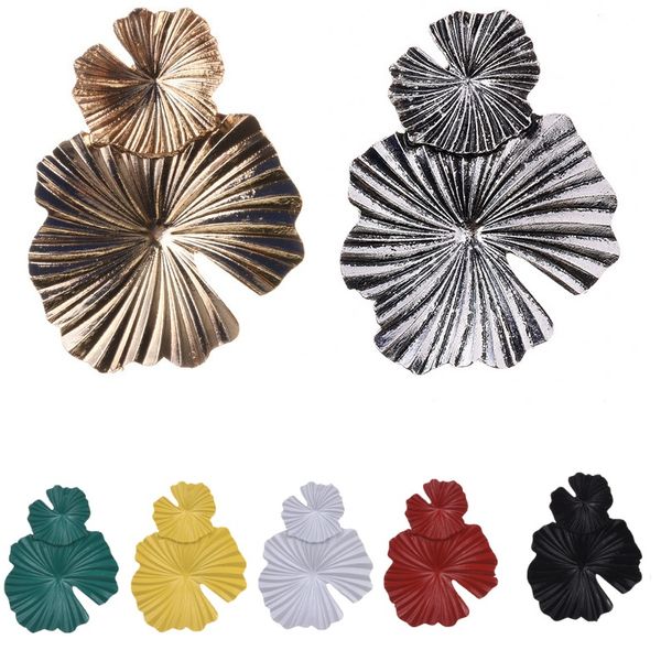 anti gold silver metal flowers earrings jewelry for women fashion alloy flower earrings for party wedding, Golden;silver
anti gold silver metal flowers earrings jewelry for women fashion alloy flower earrings for party wedding, Golden;silver