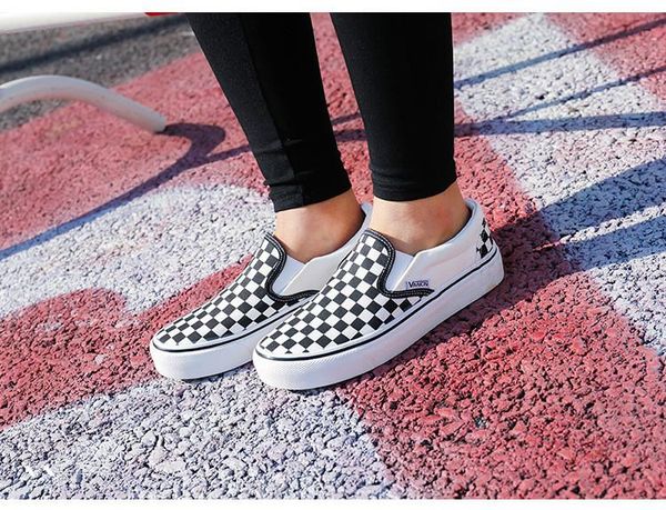 2020 new women&men canvas shoes fashion skate casual shoes female checkered slip on basket flats tenis size 35-44, Black
2020 new women&men canvas shoes fashion skate casual shoes female checkered slip on basket flats tenis size 35-44, Black