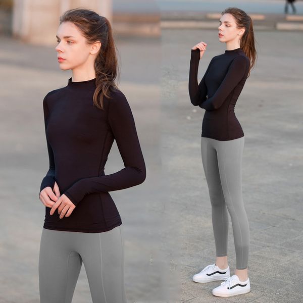 5 colors womens yoga suit thin yoga clothes long sleeve running quick-drying yoga set sports slim fit breathable tracksuits two-piece 
5 colors womens yoga suit thin yoga clothes long sleeve running quick-drying yoga set sports slim fit breathable tracksuits two-piece