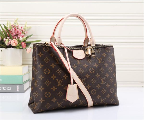 women bag handbag original box purse shoulder messenger bag multi pocchette hand bag date code
women bag handbag original box purse shoulder messenger bag multi pocchette hand bag date code