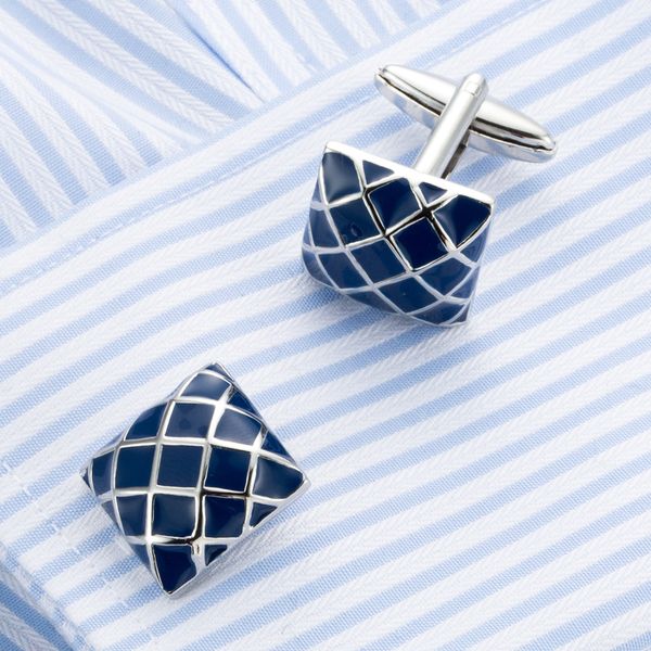 vagula cuff links silver plated bule painting cufflinks classical cufflings 766, Silver;golden
vagula cuff links silver plated bule painting cufflinks classical cufflings 766, Silver;golden