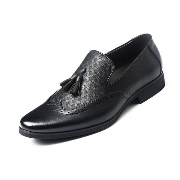 engraved business casual tassel leather shoes men brock dress wedding shoes male british breathable round toe shoes, Black
engraved business casual tassel leather shoes men brock dress wedding shoes male british breathable round toe shoes, Black