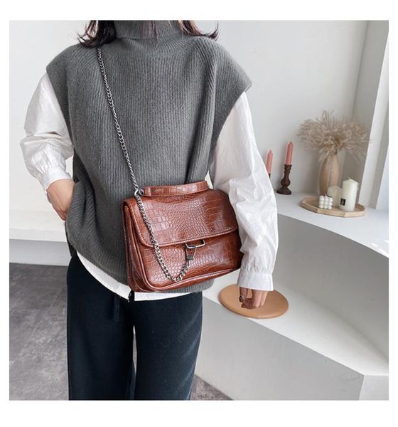 women's bag 2020 new fashion rock bag single shoulder oblique satchel soft leather large capacity chain simple
women's bag 2020 new fashion rock bag single shoulder oblique satchel soft leather large capacity chain simple