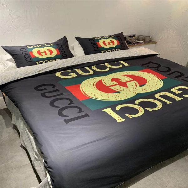 fashion classic brand simple style bedding sets letter print bedding set european style comfortable duvet cover
fashion classic brand simple style bedding sets letter print bedding set european style comfortable duvet cover