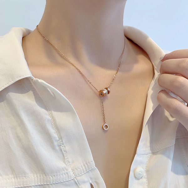titanium steel fashion letter circle short pendant necklace chokers neck chain for women party dancing, Golden;silver
titanium steel fashion letter circle short pendant necklace chokers neck chain for women party dancing, Golden;silver