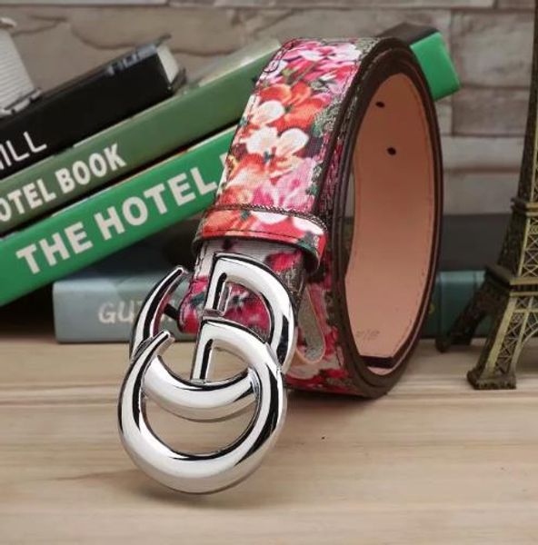 202 0designer роскошные ремни для мужчин пояса из натуральной кожи мужские женские джинсы винтажная мода высокое качество ремень бесплатная, Silver
202 0designer роскошные ремни для мужчин пояса из натуральной кожи мужские женские джинсы винтажная мода высокое качество ремень бесплатная, Silver