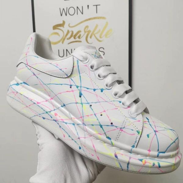2020 new arrival designer glow graffiti platform sneaker luxury smooth calfskin lace-up trainers for men women runners tennis shoes with box
2020 new arrival designer glow graffiti platform sneaker luxury smooth calfskin lace-up trainers for men women runners tennis shoes with box