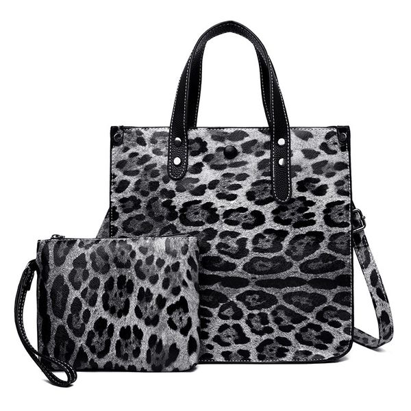 2020 women's bag new leopard print mother and daughter bag two-piece fashion ladies shoulder handbag female
2020 women's bag new leopard print mother and daughter bag two-piece fashion ladies shoulder handbag female