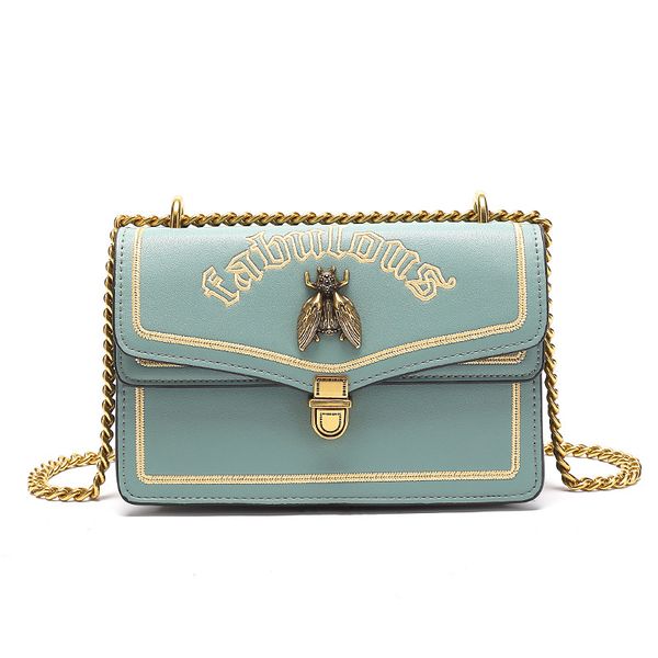 autumn and winter new tide korean version of the wild shoulder bag chain shoulder bag embroidered bees gang feng small package
autumn and winter new tide korean version of the wild shoulder bag chain shoulder bag embroidered bees gang feng small package